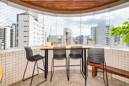 Apartamento para alugar com 240m², 4 quartos e 3 vagasVaranda da Sala