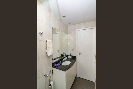 Apartamento para alugar com 240m², 4 quartos e 3 vagasBanheiro Social