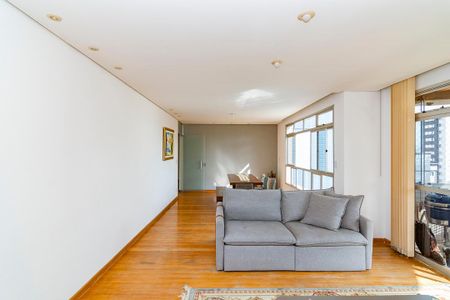 Sala de apartamento para alugar com 4 quartos, 240m² em Buritis, Belo Horizonte