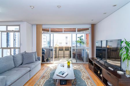 Apartamento para alugar com 240m², 4 quartos e 3 vagasSala