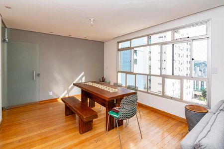 Sala de apartamento para alugar com 4 quartos, 240m² em Buritis, Belo Horizonte