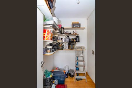 Apartamento para alugar com 240m², 4 quartos e 3 vagasQuarto de Serviço