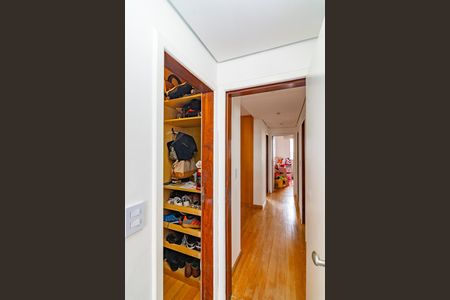 Apartamento para alugar com 240m², 4 quartos e 3 vagasCloset da suíte
