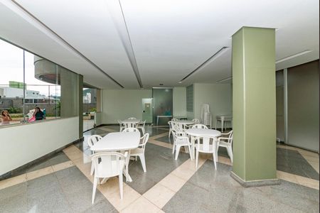Apartamento para alugar com 240m², 4 quartos e 3 vagasÁrea comum