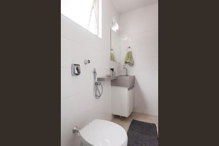 Apartamento à venda com 59m², 2 quartos e 1 vaga Apartamento à venda com 59m², 2 quartos e 1 vagaBanheiro Social