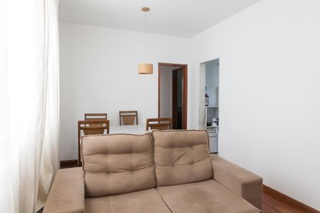 sala de apartamento à venda com 2 quartos, 59m² em Padre Eustáquio, Belo Horizonte