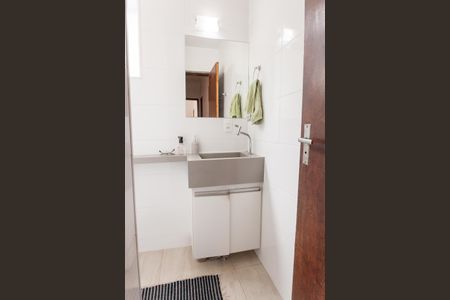 Apartamento à venda com 59m², 2 quartos e 1 vaga Apartamento à venda com 59m², 2 quartos e 1 vagaBanheiro Social