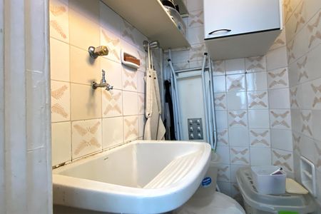 Apartamento para alugar com 122m², 2 quartos e 1 vagaÁrea de Serviço