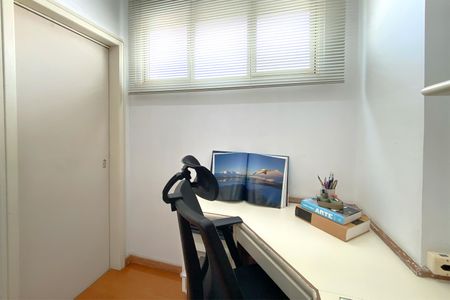 Apartamento para alugar com 122m², 2 quartos e 1 vagaEscritório