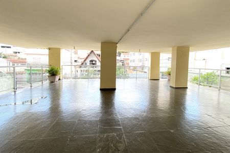 Apartamento para alugar com 122m², 2 quartos e 1 vagaÁrea comum - Salão de festas