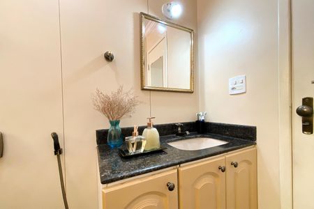 Apartamento para alugar com 122m², 2 quartos e 1 vagaBanheiro