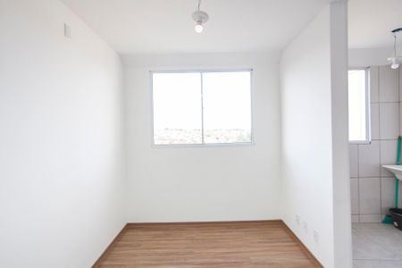 Sala de apartamento para alugar com 2 quartos, 52m² em Chácaras Tubalina E Quartel, Uberlândia