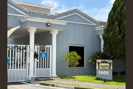 Casa de condomínio para alugar com 300m², 3 quartos e 4 vagasFachada e portaria