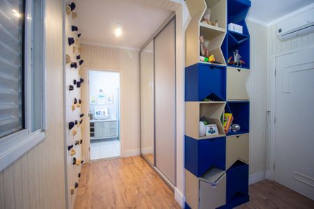 Casa de condomínio para alugar com 300m², 3 quartos e 4 vagasSuite 2