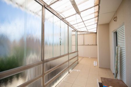 Casa de condomínio para alugar com 300m², 3 quartos e 4 vagasVaranda da Suite 1