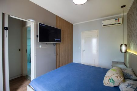 Casa de condomínio para alugar com 300m², 3 quartos e 4 vagasSuite 1