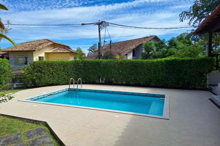 Casa de condomínio à venda com 275m², 4 quartos e 2 vagasQuintal