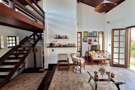 Casa de condomínio à venda com 275m², 4 quartos e 2 vagasSala 1