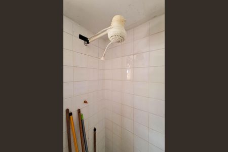 Casa de condomínio à venda com 275m², 4 quartos e 2 vagasBanheiro de serviço