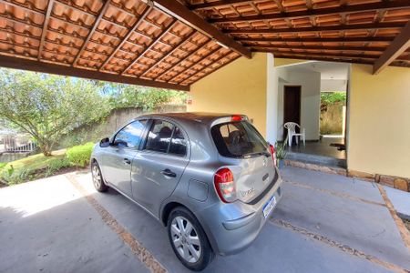 Casa de condomínio à venda com 275m², 4 quartos e 2 vagasQuintal