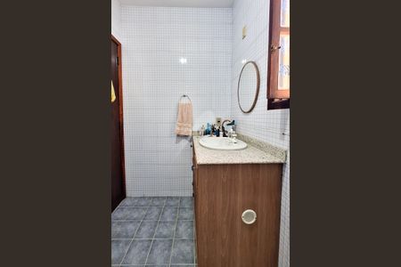 Casa de condomínio à venda com 275m², 4 quartos e 2 vagasBanheiro 1