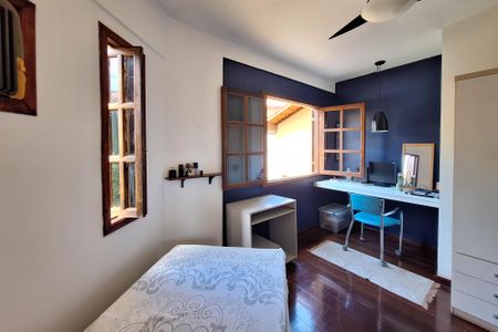 Casa de condomínio à venda com 275m², 4 quartos e 2 vagasQuarto 1