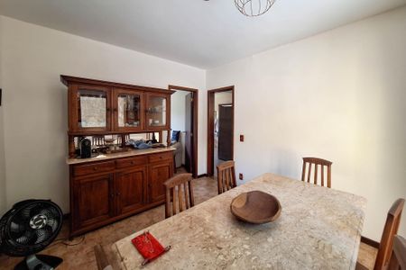 Casa de condomínio à venda com 275m², 4 quartos e 2 vagasSala 2