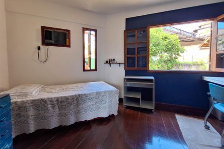 Casa de condomínio à venda com 275m², 4 quartos e 2 vagasQuarto 1