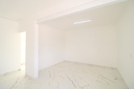 Casa para alugar com 2 quartos, 60m² em Jardim Campo Grande, São Paulo