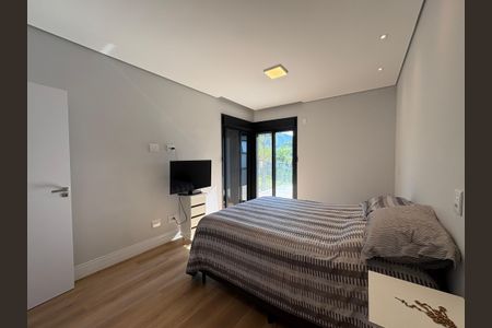 Casa de condomínio para alugar com 500m², 4 quartos e 6 vagasSuíte Master