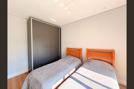 Casa de condomínio para alugar com 500m², 4 quartos e 6 vagasSuíte 1