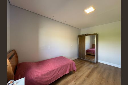 Casa de condomínio para alugar com 500m², 4 quartos e 6 vagasDemi-Suíte 2