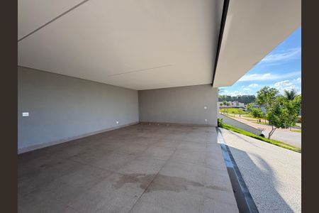 Casa de condomínio para alugar com 500m², 4 quartos e 6 vagasGaragem