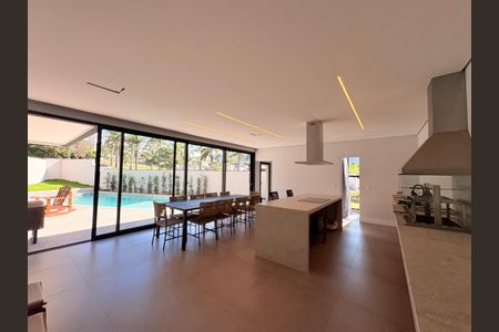 Casa de condomínio para alugar com 500m², 4 quartos e 6 vagasÁrea Gourmet