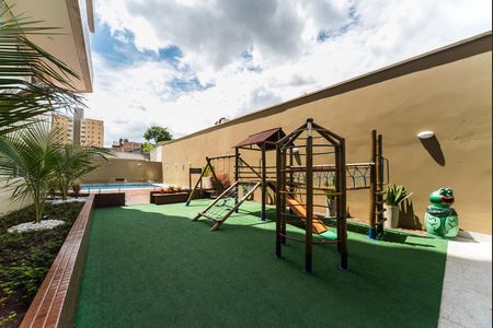 Apartamento à venda com 135m², 3 quartos e 3 vagas Apartamento à venda com 135m², 3 quartos e 3 vagasÁrea Comum