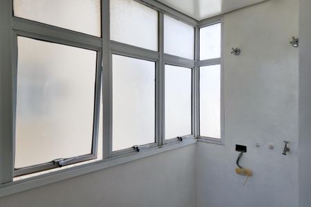 Apartamento à venda com 135m², 3 quartos e 3 vagas Apartamento à venda com 135m², 3 quartos e 3 vagasÁrea de Serviço