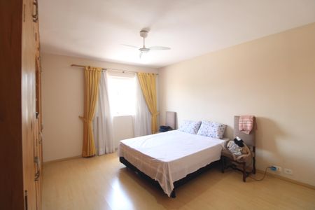 Casa para alugar com 280m², 3 quartos e 2 vagasSuíte