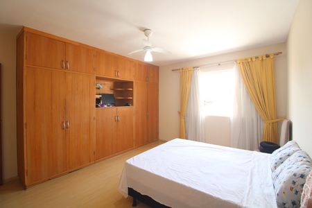 Casa para alugar com 280m², 3 quartos e 2 vagasSuíte