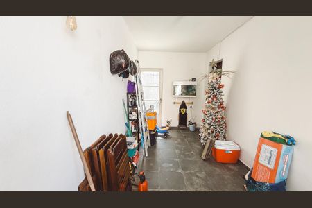 Casa para alugar com 75m², 2 quartos e 2 vagas Casa para alugar com 75m², 2 quartos e 2 vagasGaragem