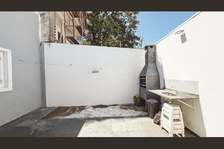 Casa para alugar com 75m², 2 quartos e 2 vagas Casa para alugar com 75m², 2 quartos e 2 vagasChurrasqueira