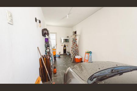 Casa para alugar com 75m², 2 quartos e 2 vagas Casa para alugar com 75m², 2 quartos e 2 vagasGaragem