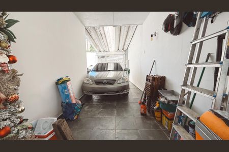 Casa para alugar com 75m², 2 quartos e 2 vagas Casa para alugar com 75m², 2 quartos e 2 vagasGaragem