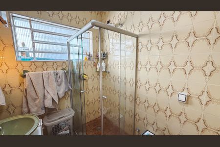 Casa para alugar com 75m², 2 quartos e 2 vagas Casa para alugar com 75m², 2 quartos e 2 vagasBanheiro