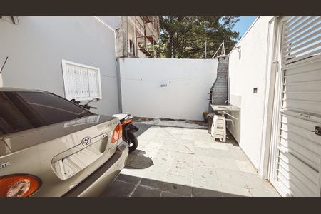 Casa para alugar com 75m², 2 quartos e 2 vagas Casa para alugar com 75m², 2 quartos e 2 vagasGaragem