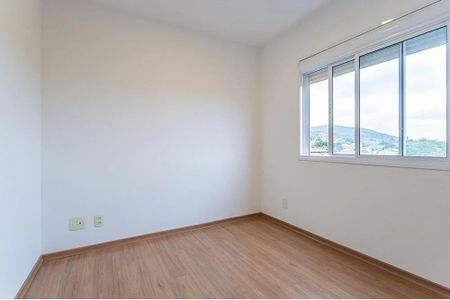 Quarto de apartamento à venda com 2 quartos, 50m² em São José, Porto Alegre