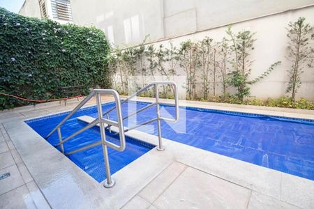 Studio para alugar com 30m², 1 quarto e sem vaga Studio para alugar com 30m², 1 quarto e sem vagaPiscina