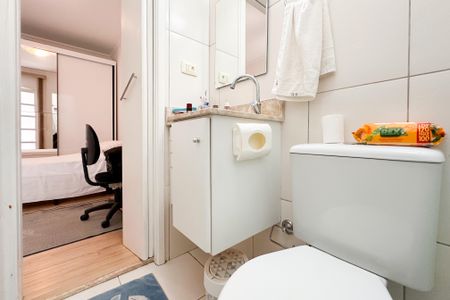 Casa para alugar com 122m², 2 quartos e 2 vagasBanheiro da Suíte 1