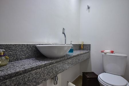 Lavabo de apartamento para alugar com 3 quartos, 125m² em Jardim Vazani, São Paulo