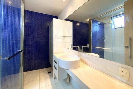 Apartamento para alugar com 110m², 3 quartos e 2 vagasBanheiro da Suíte 1