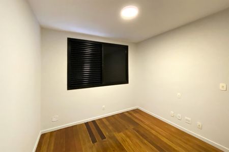 Apartamento para alugar com 110m², 3 quartos e 2 vagasQuarto 2